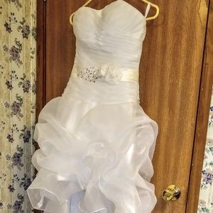 Wedding dress